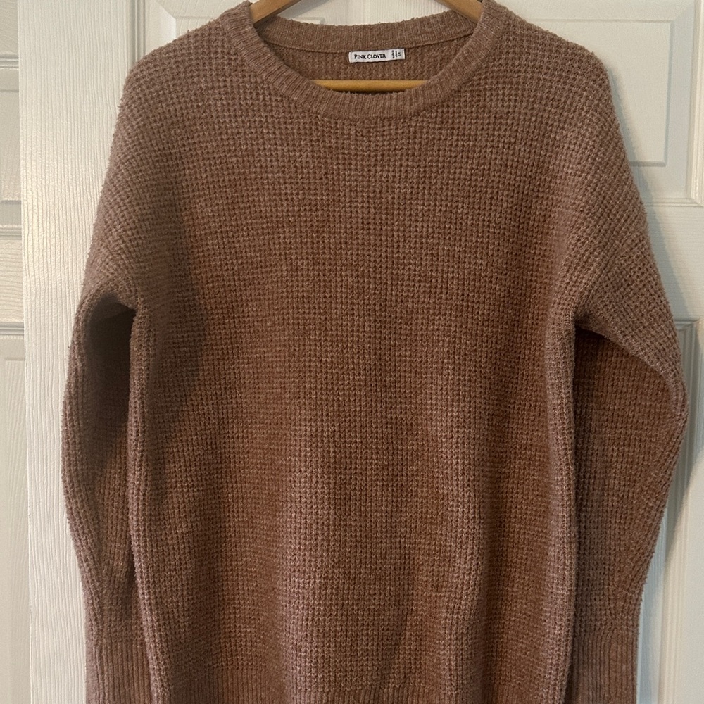 Pink Clover Women’s Tan Crewneck Sweater